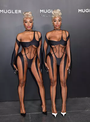 Clermont Twins / Theclermonttwins / clermonttwins nude photo #0043