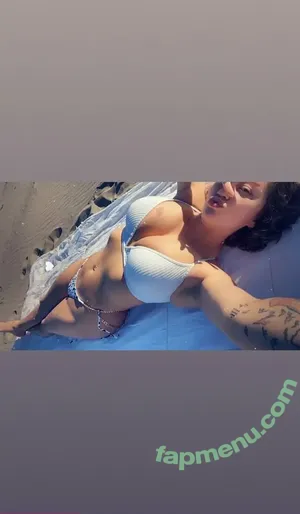 clickbait69 / _sheenajean_ nude photo #0011