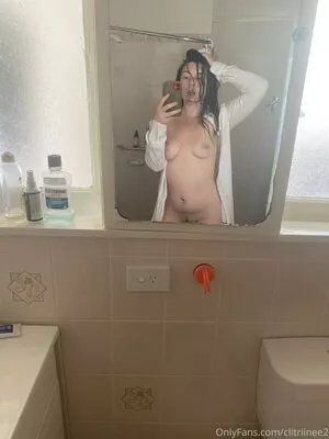  nude photo #0007