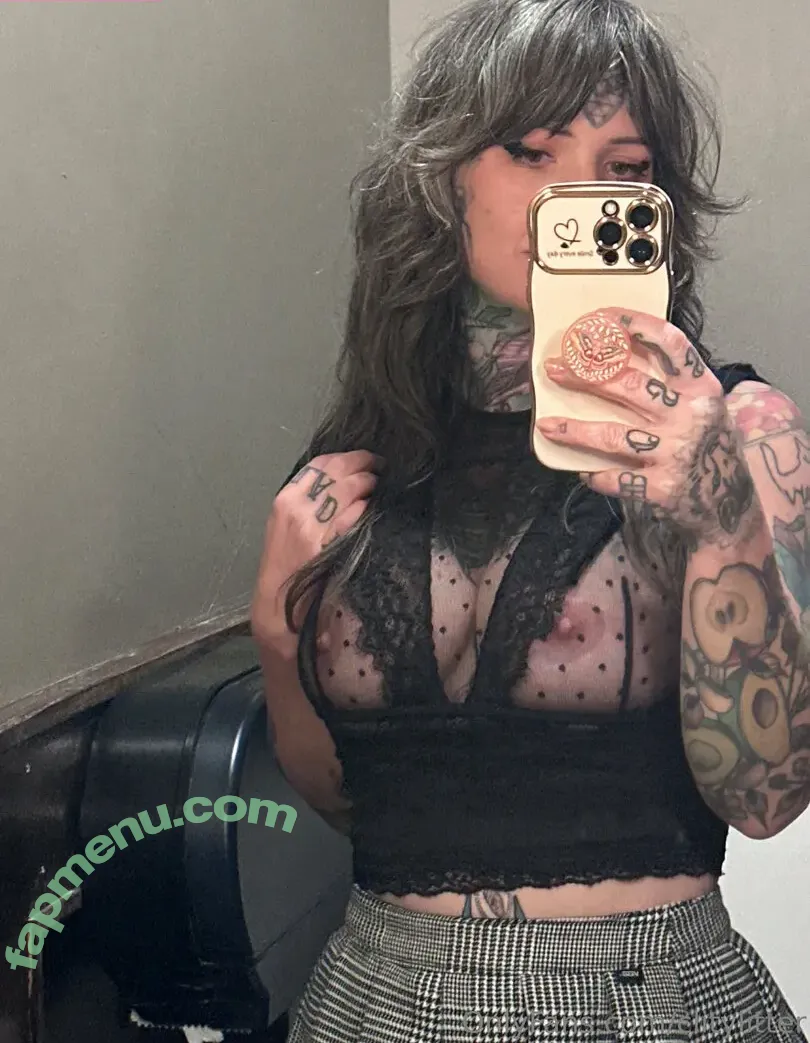 clitylitter nude photo #0005 (clitylitter4.1)