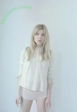 Clémence Poésy / c_poesy_ nude photo #0044