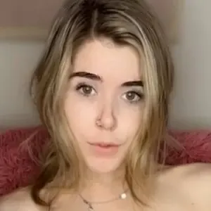 Cloconut / blondienextdoorr / cloconut5 nude photo #0003