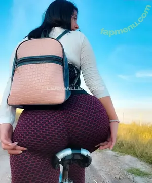 cloeelis / cloe elis / cloe_elis / cloeeliza01 / loida collante nude photo #0030