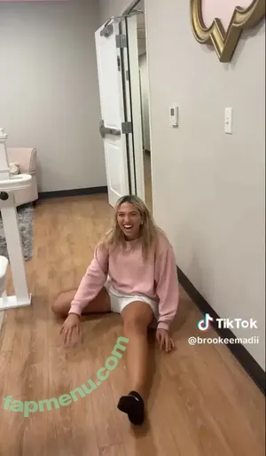 Cloud ASMR / cloudasmr13 nude photo #0236