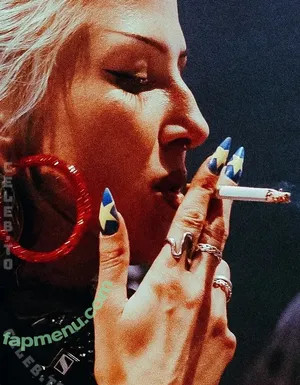 Cloudy DJ / cloudy.mp3_ nude photo #0089