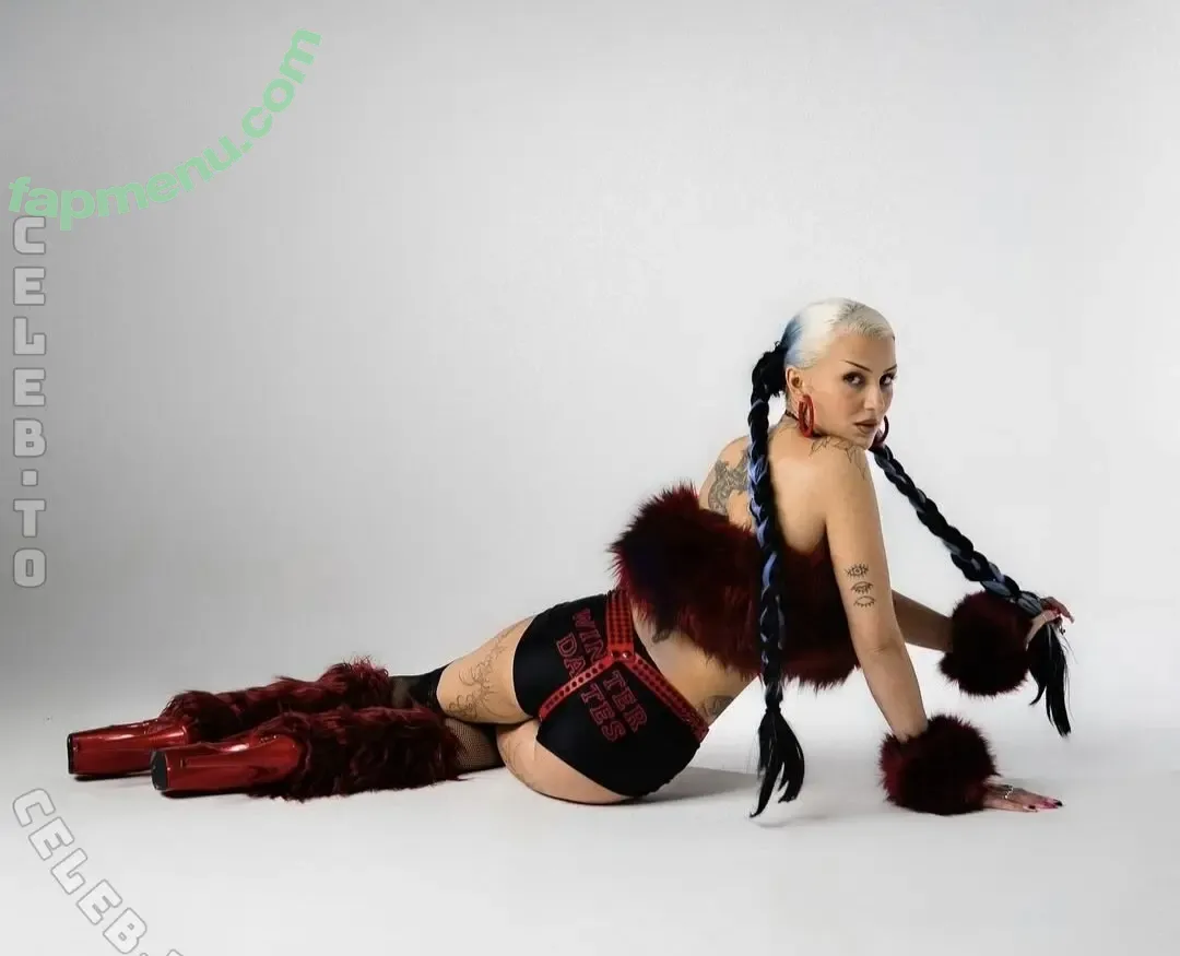 Cloudy DJ nude photo #0037 (cloudy.mp3_)