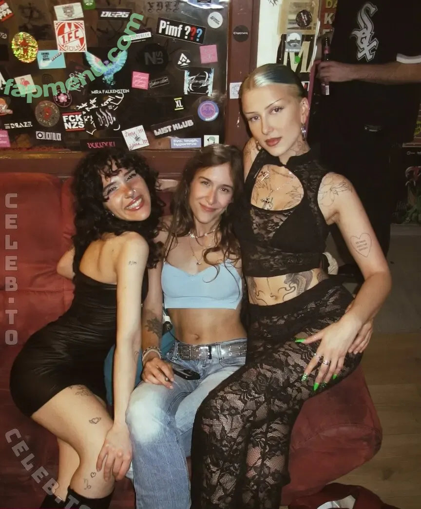 Cloudy DJ nude photo #0077 (cloudy.mp3_)