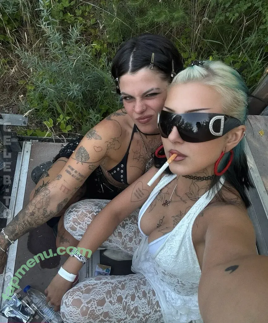 Cloudy DJ nude photo #0086 (cloudy.mp3_)