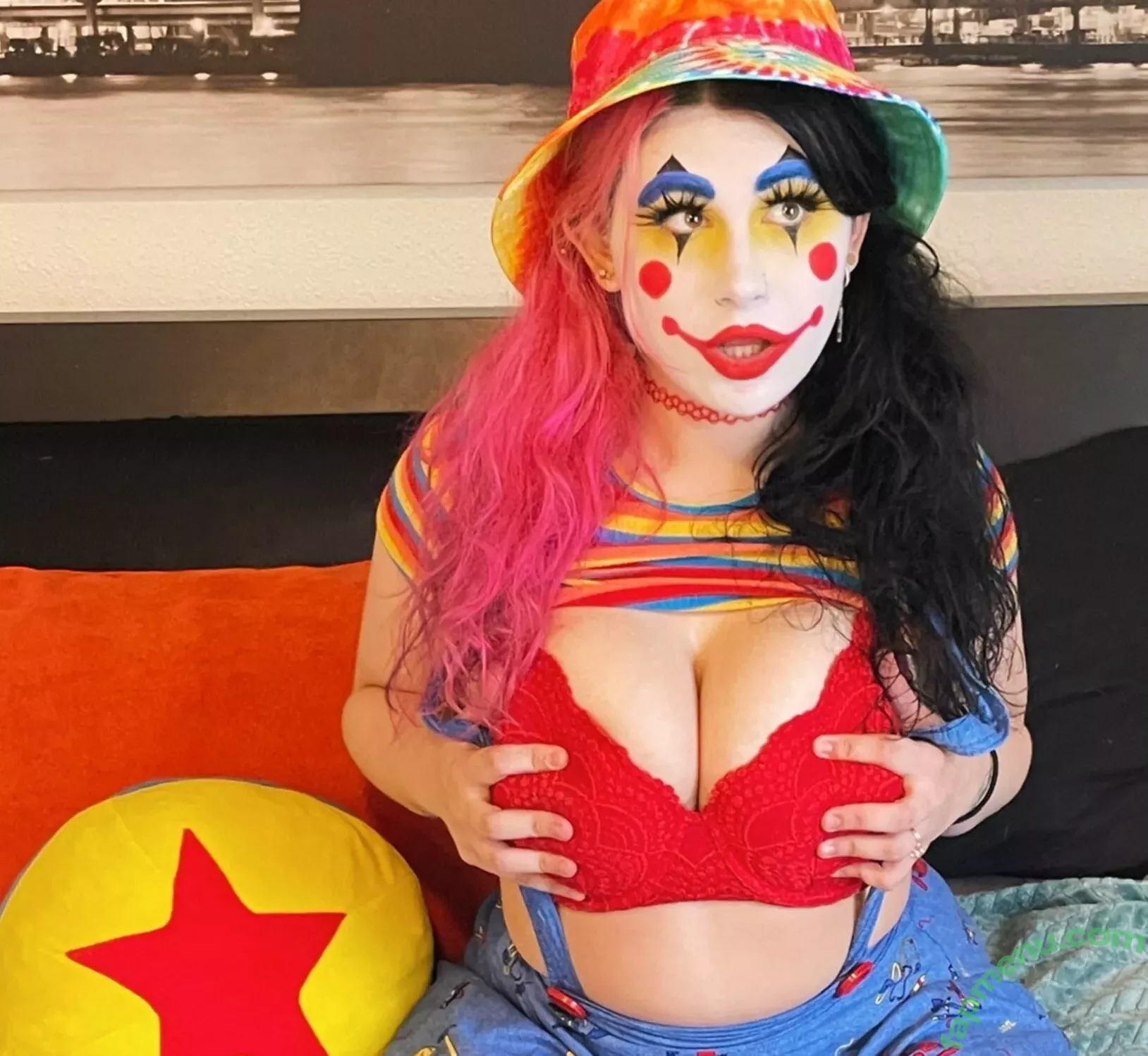 Clown Girls nude photo #0004 (cyberclowngirlsshow / h0rrorwh0re)