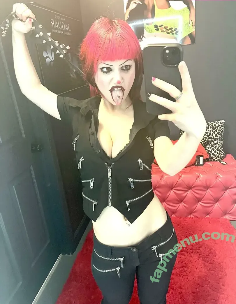 Clown Girls nude photo #0297 (cyberclowngirlsshow / h0rrorwh0re)