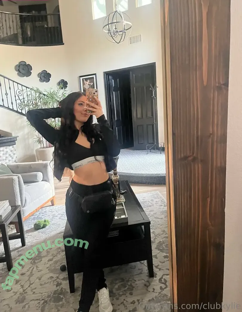 clubkylie nude photo #0011 (clubkylie)