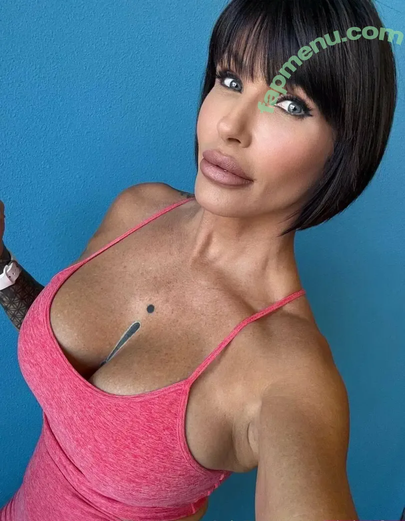 clubshayfox nude photo #0119 (clubshayfox)