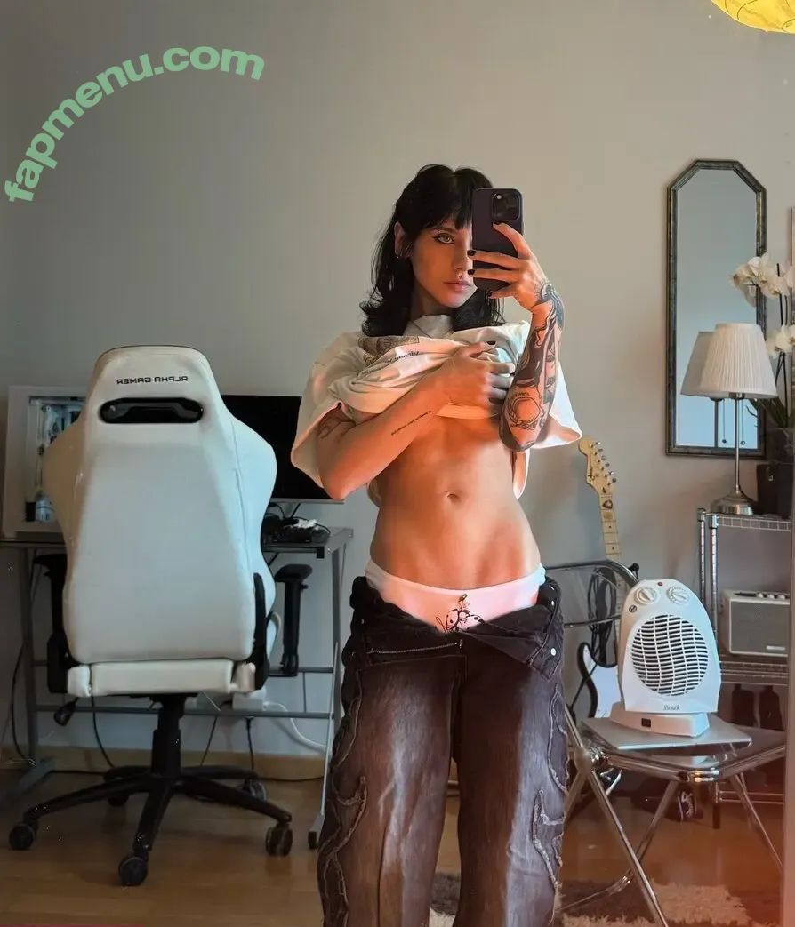 Cmiiu nude photo #0213 (Ellie)