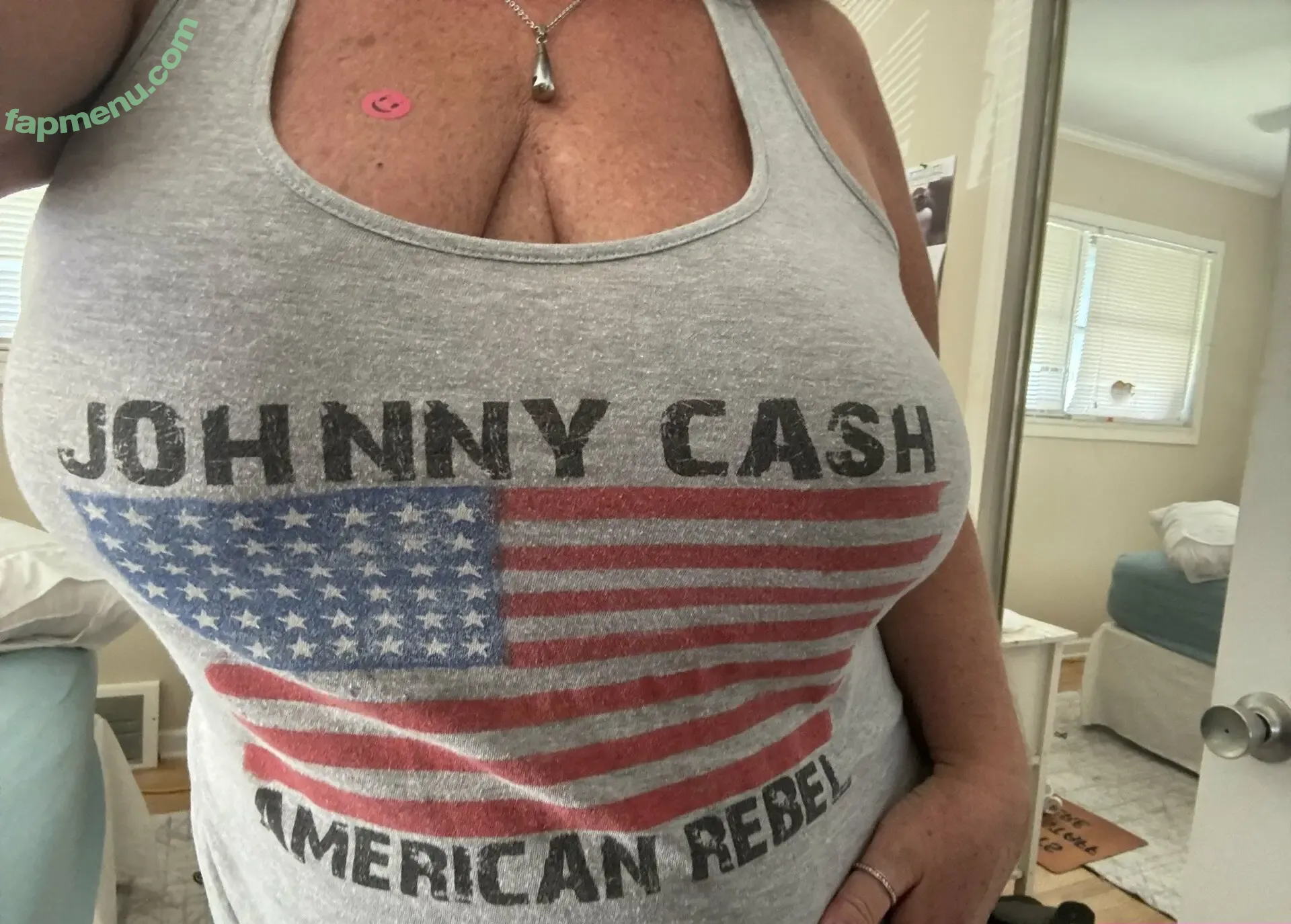Cmrloves nude photo #0005 (Cmrloves)