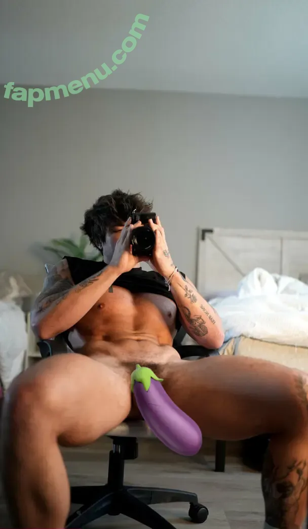 cmuscle nude photo #0021 (cmuscle)