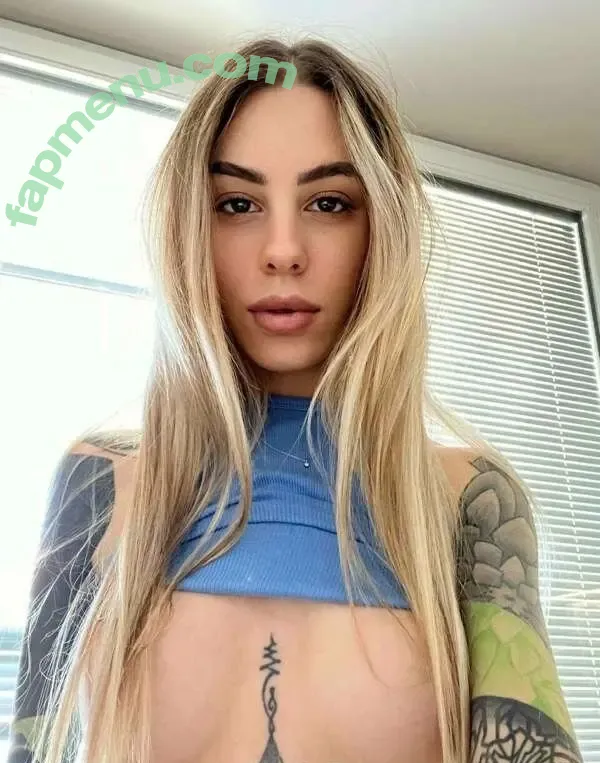 co.ra.lin nude photo #0005 (coraalin)