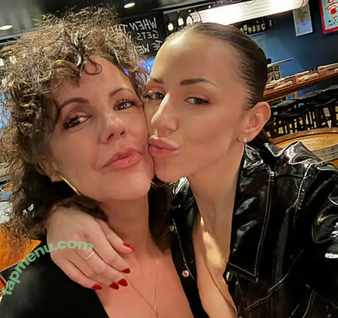 Cockteasefiona nude photo #0071 (Fiona Costello / Goddess Fiona - / Mama Fiona / mama_fiona)