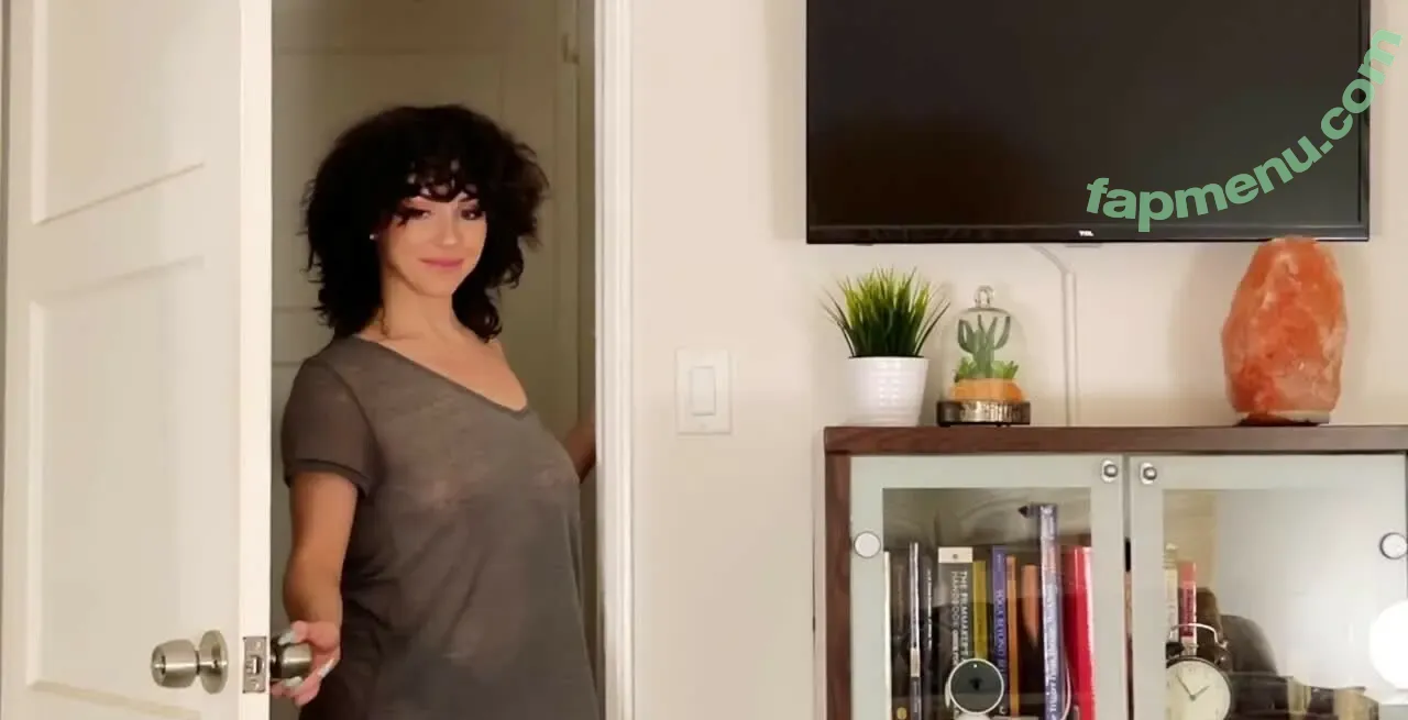 Cockteasefiona nude photo #0104 (Fiona Costello / Goddess Fiona - / Mama Fiona / mama_fiona)