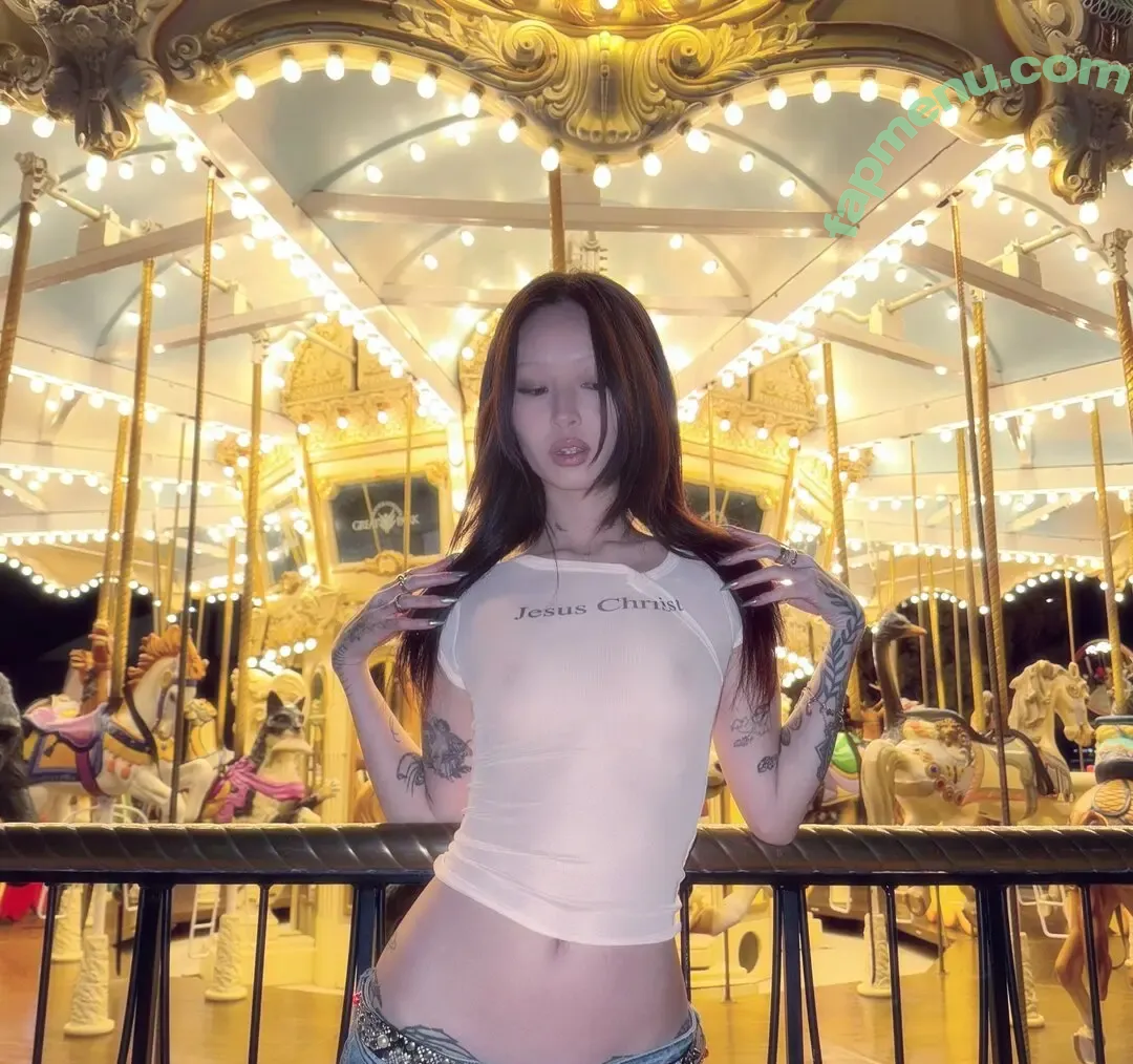 Coco Huang nude photo #0037 (cocohuang_)