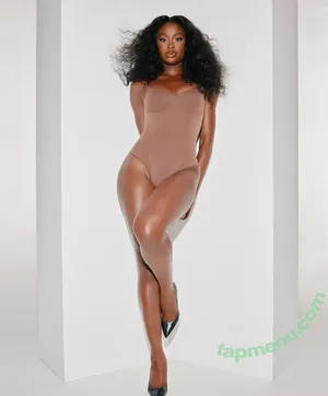 Coco Jones / braceface.coco / cocojones nude photo #0055