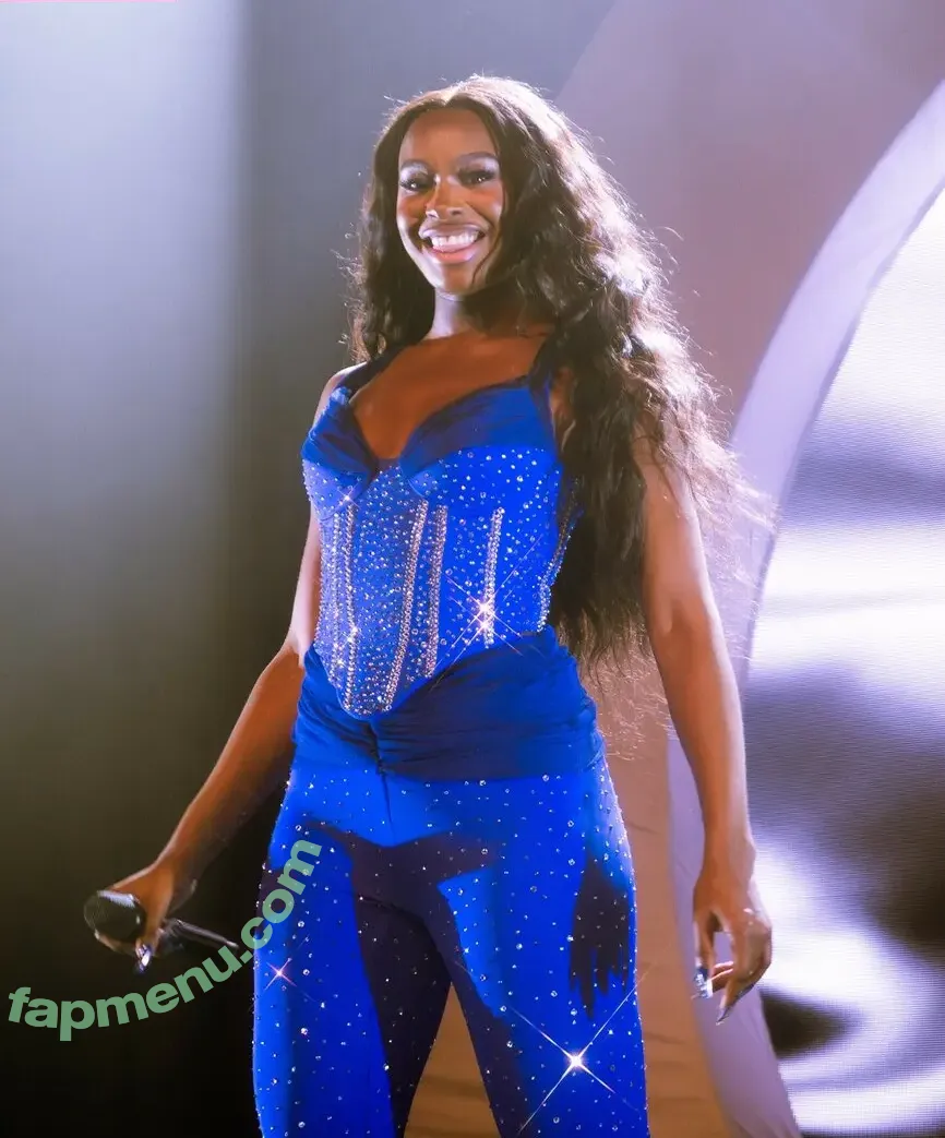 Coco Jones nude photo #0048 (braceface.coco / cocojones)
