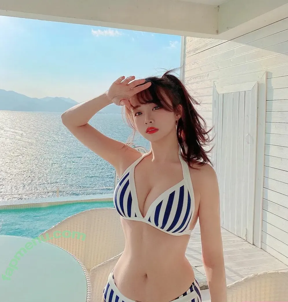 coco20002 nude photo #0005 (coco20002)