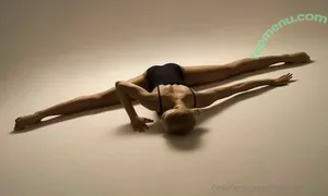  nude photo #0001
