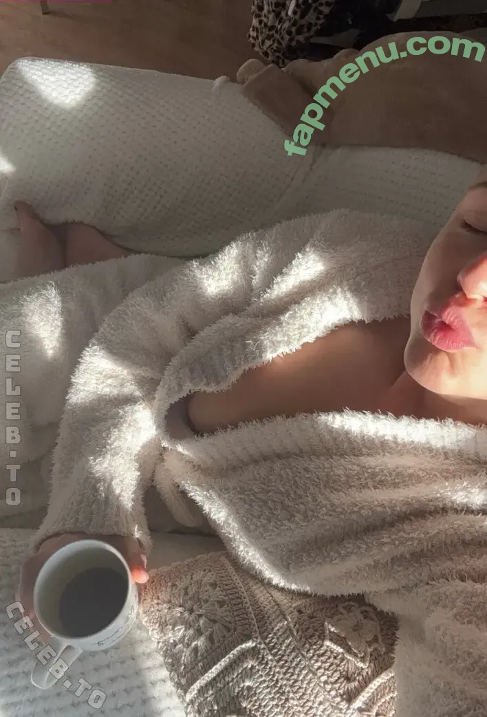 cocomih nude photo #0114 (cocomih427 / lana427)