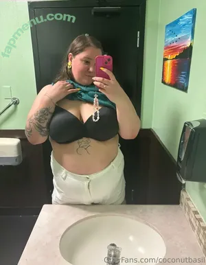  nude photo #0004