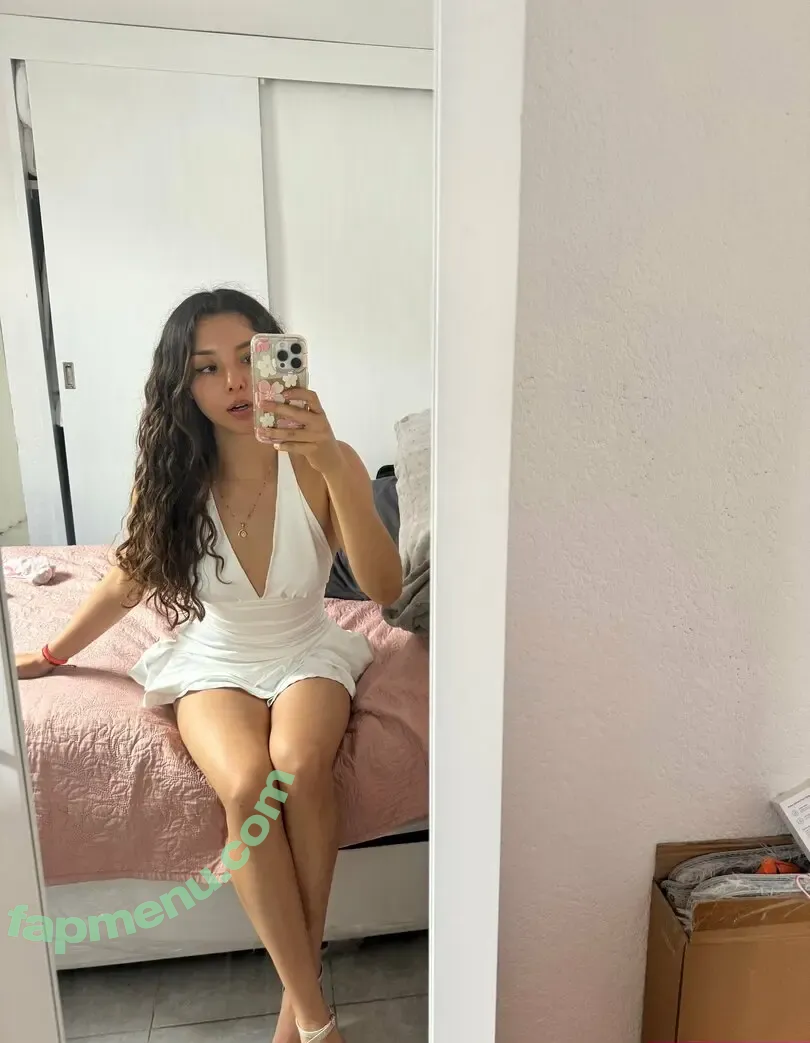 Cocopafeet nude photo #0058 (Maggiesita / cocopabeaat)