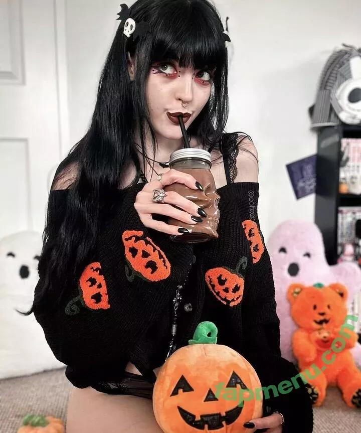 Coffeeprincessxo nude photo #0011 (spookyxkittyx)