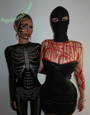 Coffey Sisters / siblingscoffey nude photo #0107