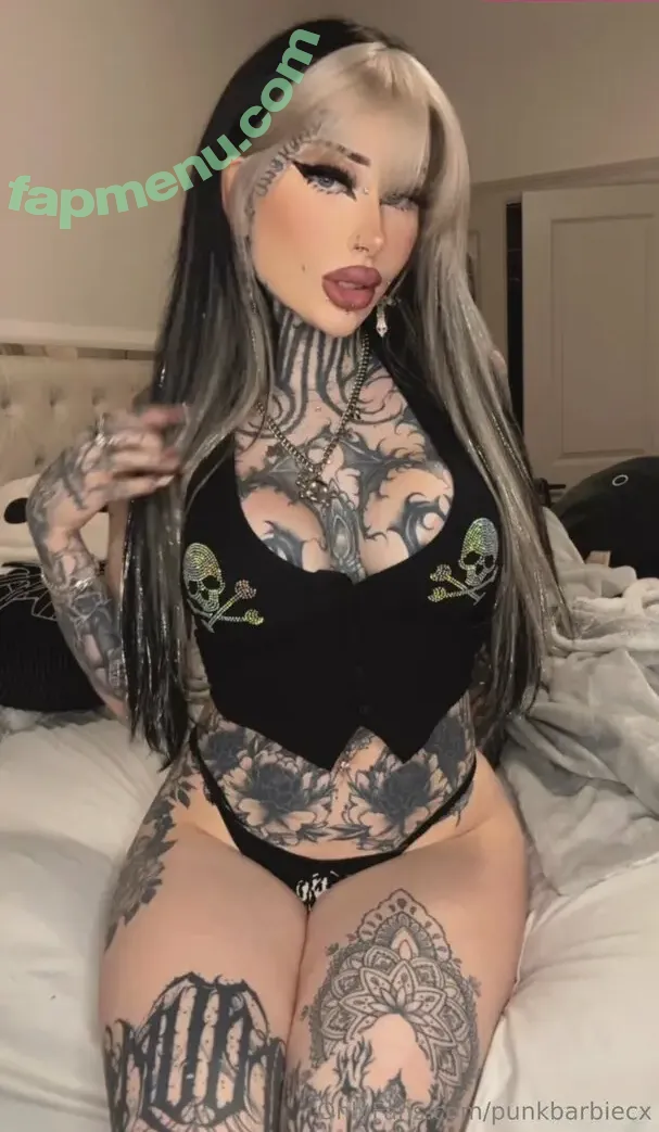 coffinshortyerikakay nude photo #0001 (coffinshorty)