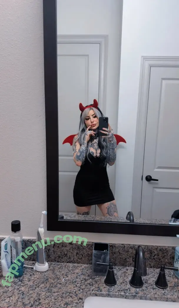 coffinshortyerikakay nude photo #0025 (coffinshorty)