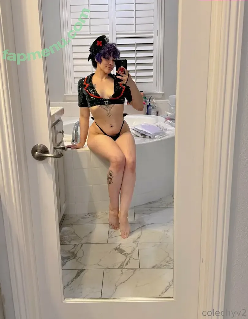 colechyv2 nude photo #0270 (colezinho_s2)