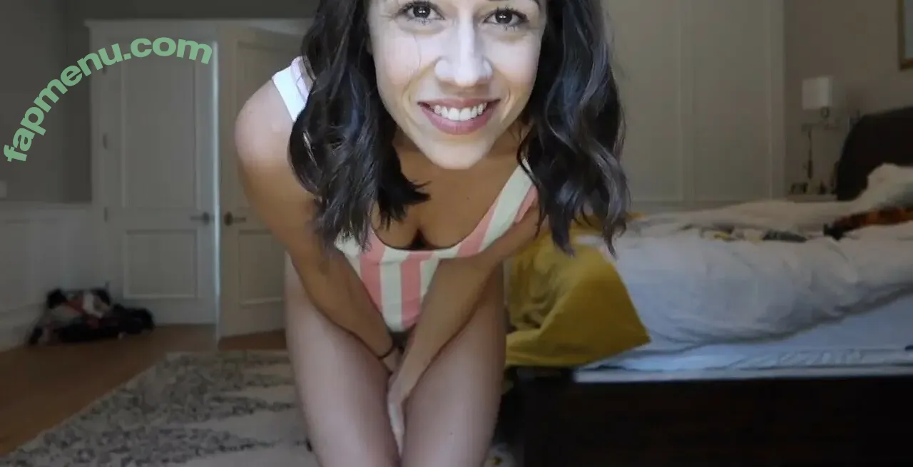 Colleen Ballinger nude photo #0069 (Miranda Sings / colleen)