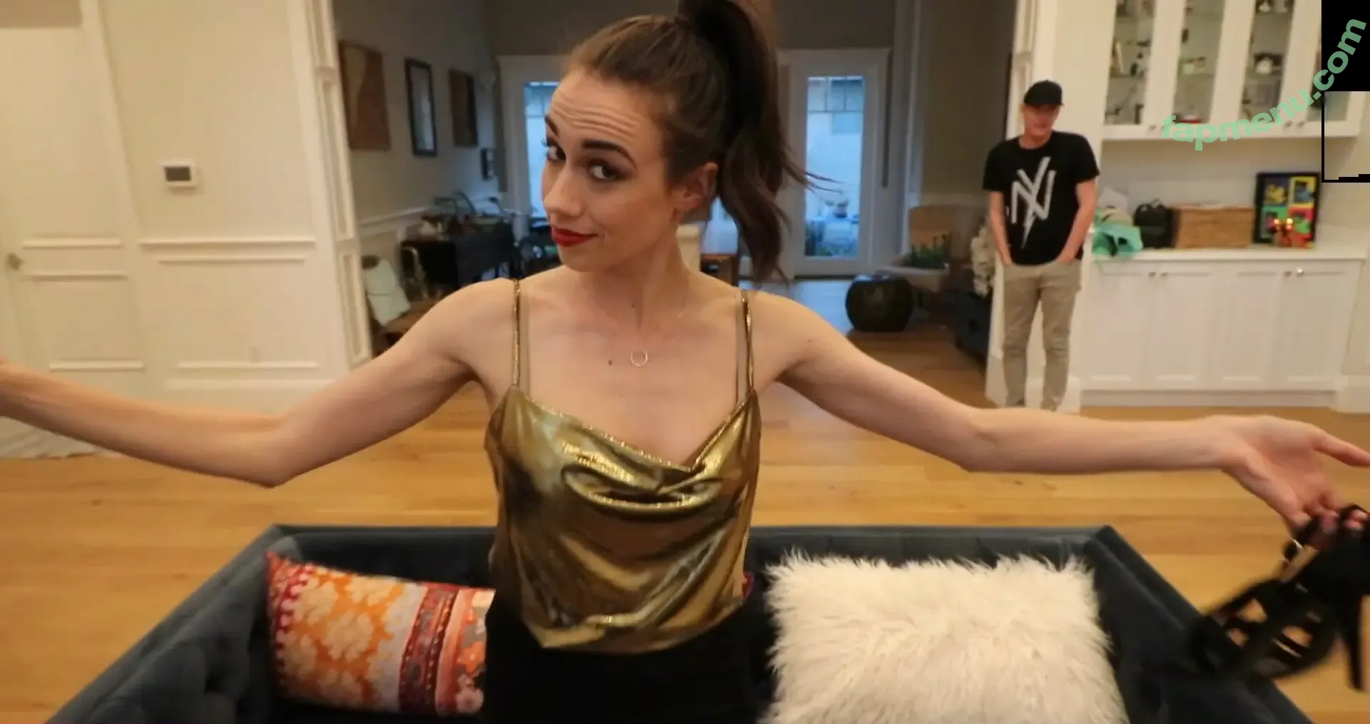 Colleen Ballinger nude photo #0110 (Miranda Sings / colleen)