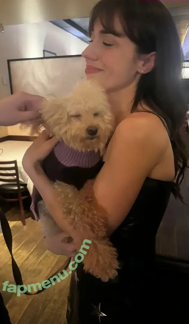 Colleen Ballinger nude photo #0115 (Miranda Sings / colleen)