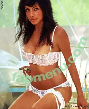 Collien Ulmen-Fernandes / collien_ulmen nude photo #0003