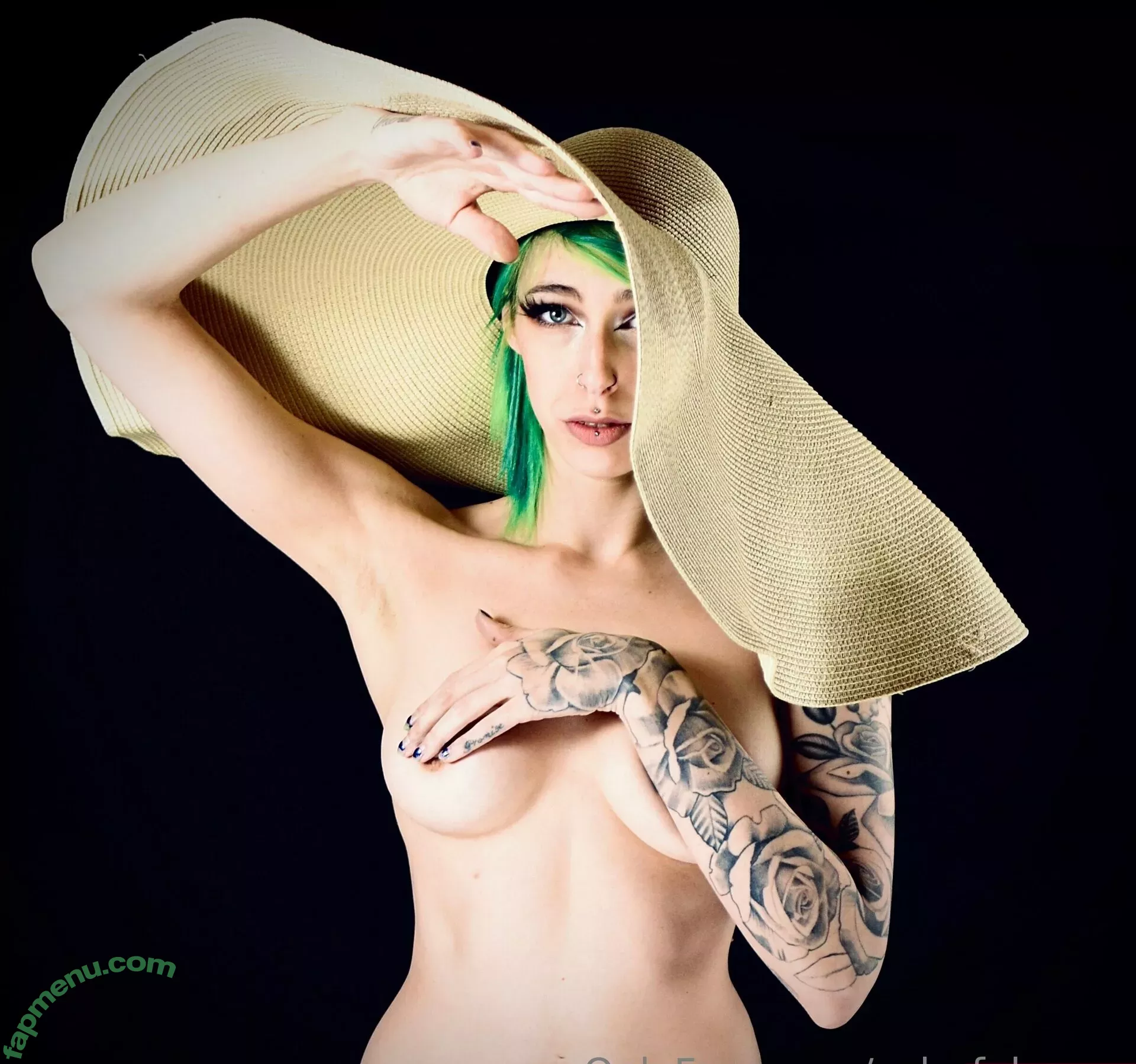 colorfulmuse nude photo #0012 (colorful.muse)