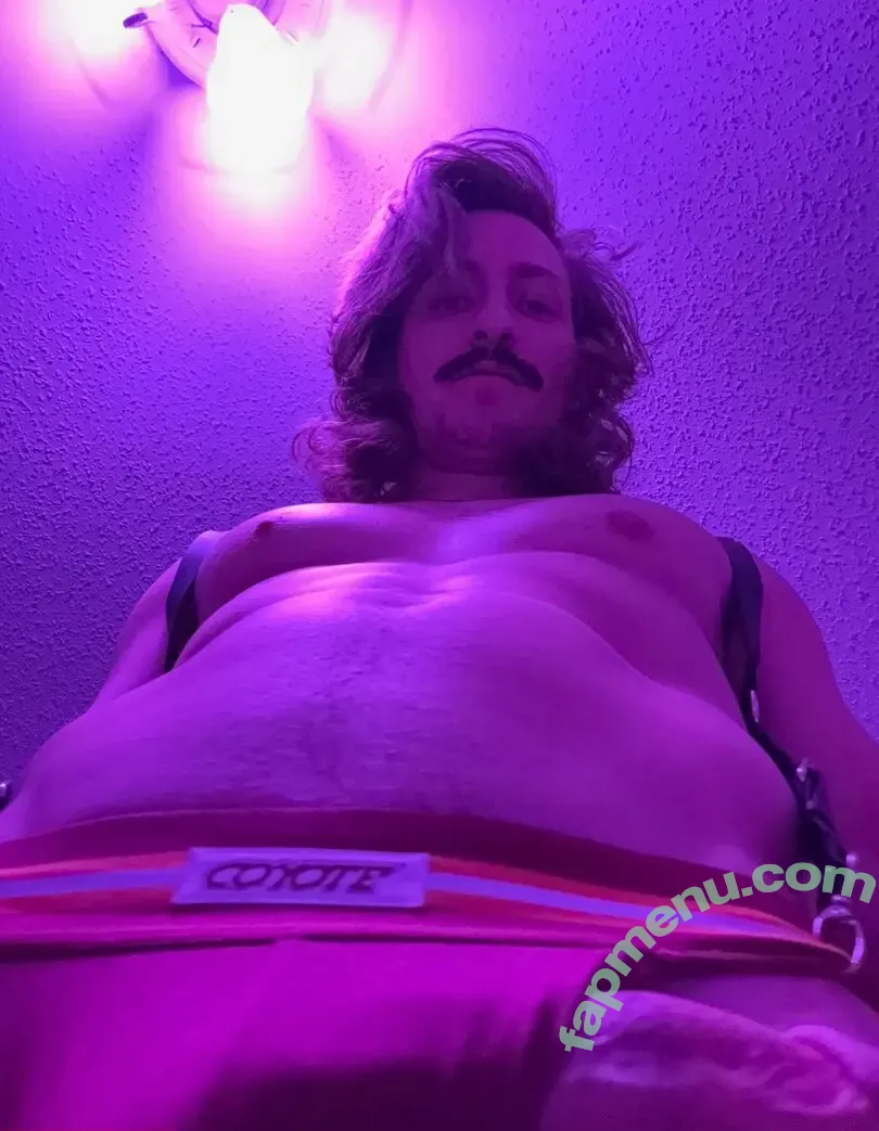 coltonstravels nude photo #0025 (coltondowling)