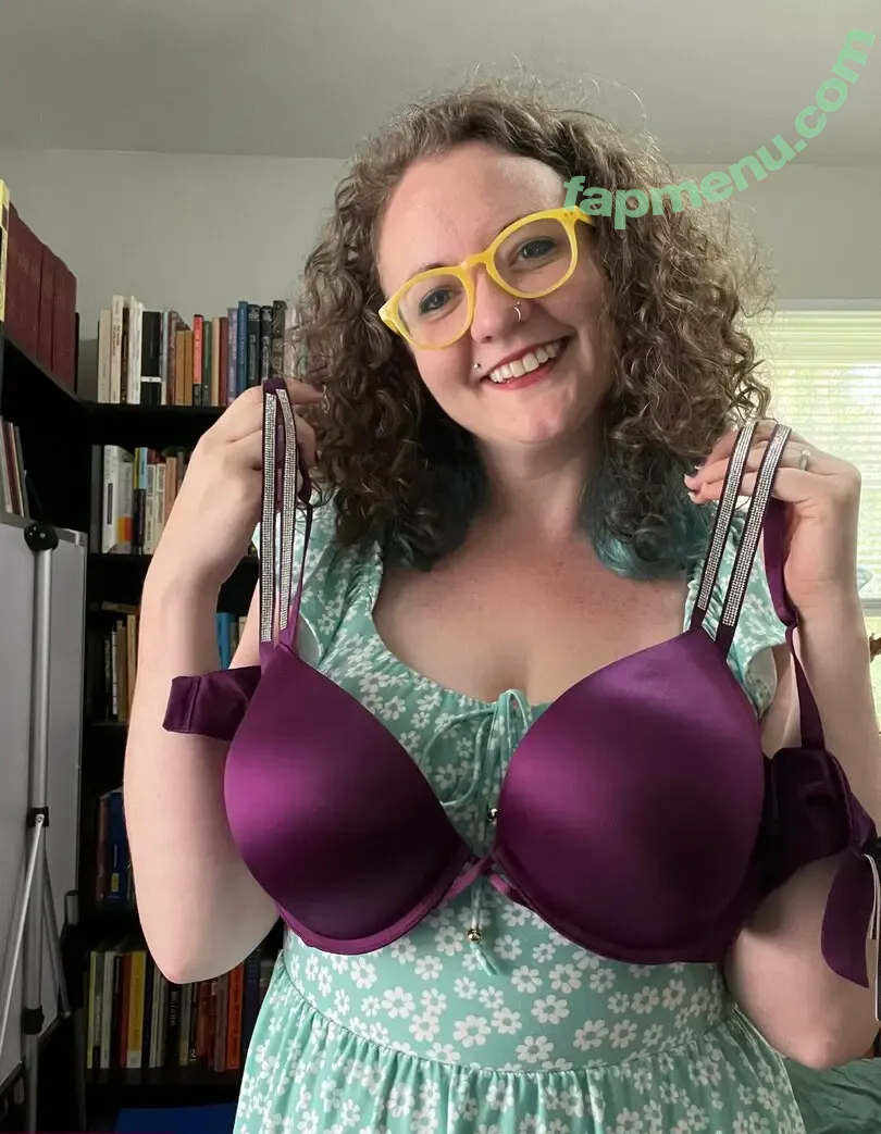 comfykaren nude photo #0007 (comfy_marmalade)
