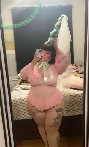 Comicbookdays / Pixar Mom Dump Truck Ass nude photo #0074