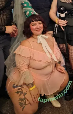 Comicbookdays / Pixar Mom Dump Truck Ass nude photo #0076