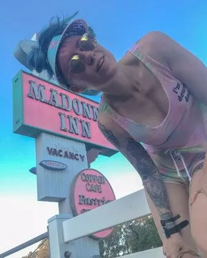 Comicbookgirl19 / DanikaXIX / pirateflagnislandgirl nude photo #0148