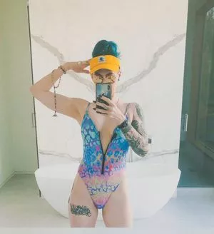 Comicbookgirl19 / DanikaXIX / pirateflagnislandgirl nude photo #0184