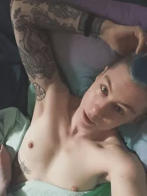 Comicbookgirl19 / DanikaXIX / pirateflagnislandgirl nude photo #0200