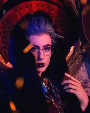 Comicbookgirl19 / DanikaXIX / pirateflagnislandgirl nude photo #0210