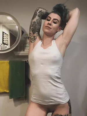 Comicbookgirl19 / DanikaXIX / pirateflagnislandgirl nude photo #0223