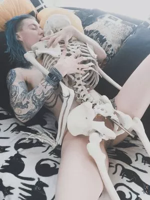 Comicbookgirl19 / DanikaXIX / pirateflagnislandgirl nude photo #0238